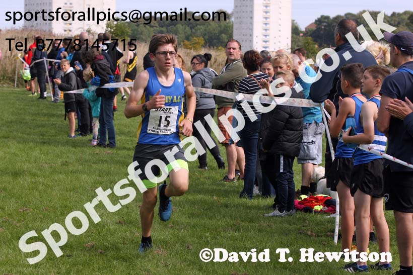 Boys and girls under-15s, Sunderland Harriers Cross Country Relays, Farringdon, Sunderland . Photo: David T. Hewitson/Sports for All Pics